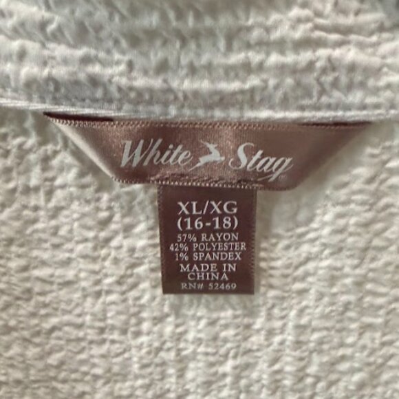 White Stag White Textured Button Down Blouse XL 16-18 3/4 Sleeve - Picture 3 of 4